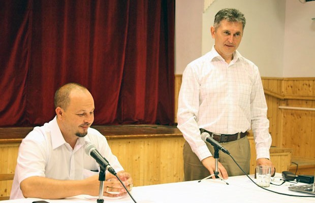 Sinka Imre polgármester és Bencsik János a fórumon