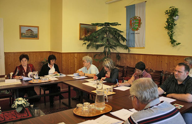 A csabacsűdi testület ülésezik