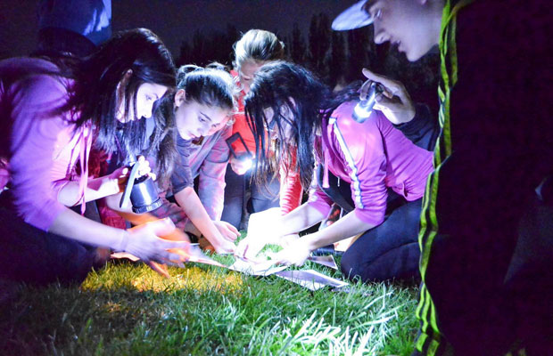 Székelyesek az éjszakában