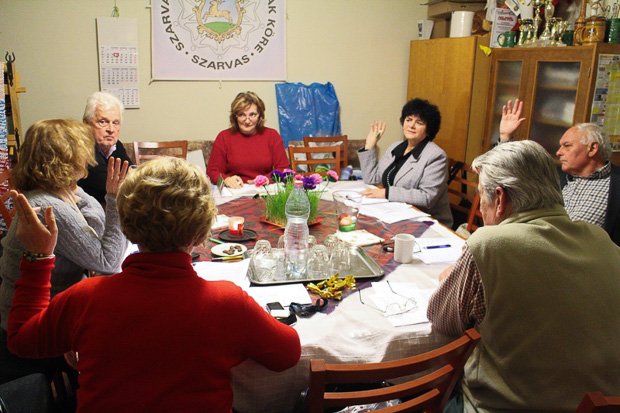 Szavaz a baráti kör elnöksége