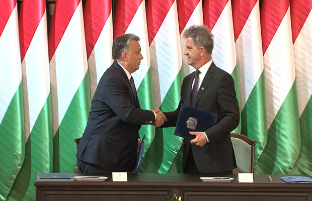 Orbán Viktor és Szarvas Péter
