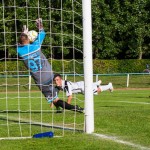 Furár fejesét itt még hárítja Szász