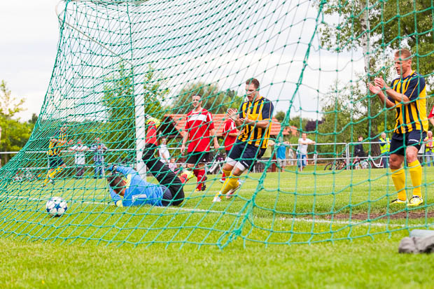 Koppányi Péter és Lovas Attila gólöröme