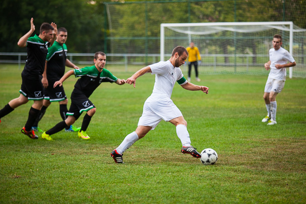 Sovány Pál fehérben