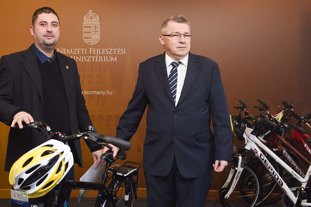 Krivik Viktor és Szabó Zsolt