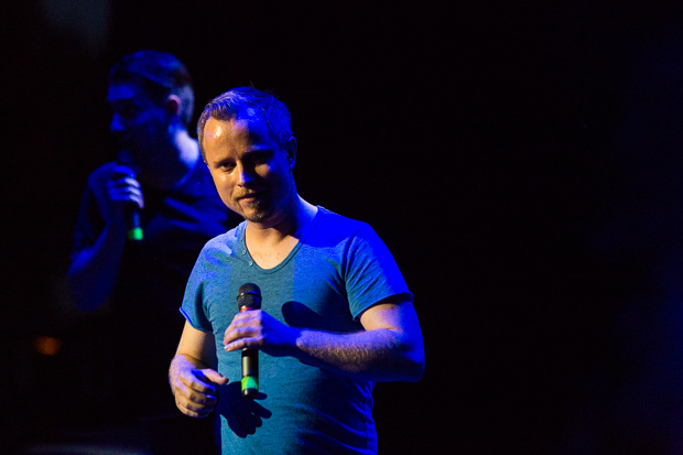 Ragány Misa, a háttérben Puskás Dániel