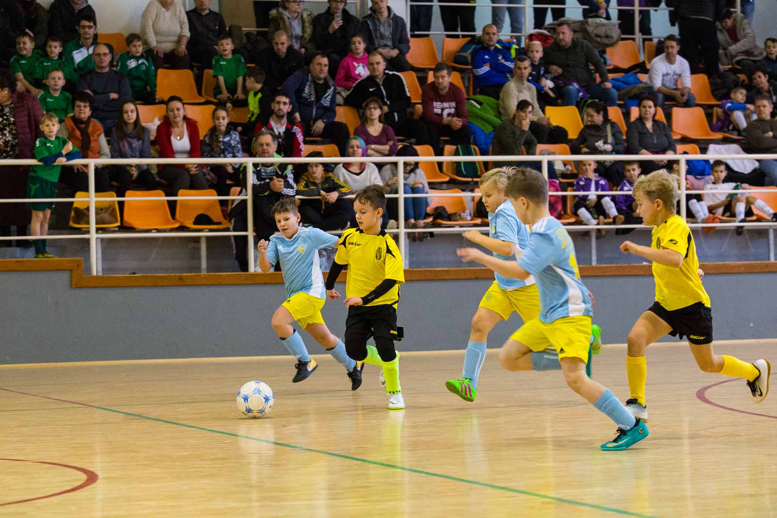 Sárgamezesek támadásban: Nádi Sándor és Varga Bence (Fotó: Babák Zoltán)