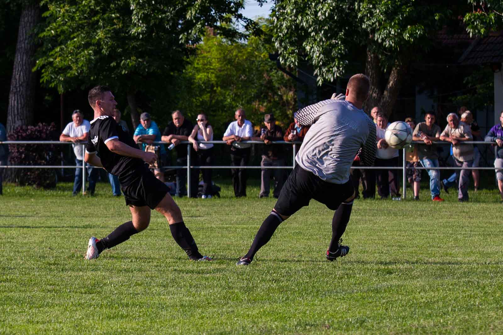 Viszkok Csaba szépítőgólja (Fotó: Babák Zoltán)