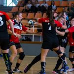 Majoros Flóra küzd a védelemmel (Fotó: Babák Zoltán)