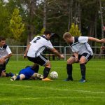 Dernovics Tamás a földön, jobbról Lós István (Fotó: Babák Zoltán)