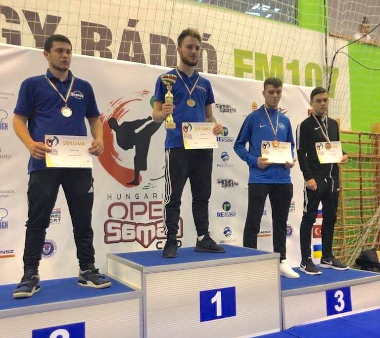 Tálas Bendegúz (jobbról)