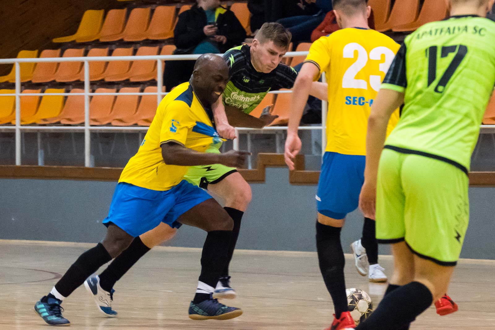 Enabulele Stanley Esemuede és Varga Viktor (Fotó: Babák Zoltán)