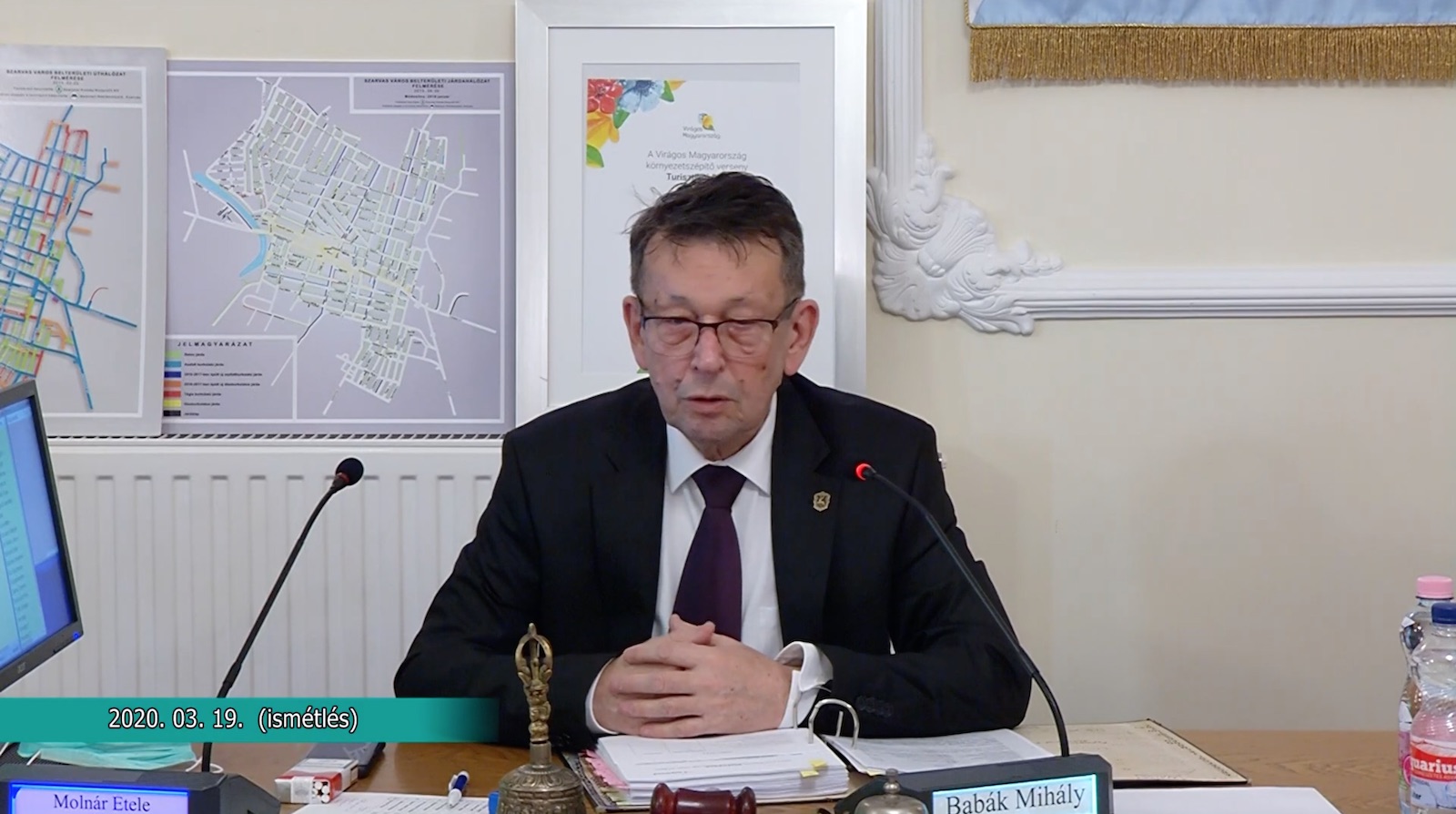 Babák Mihály polgármester (Fotó: Szarvasi Kábeltelevízió)