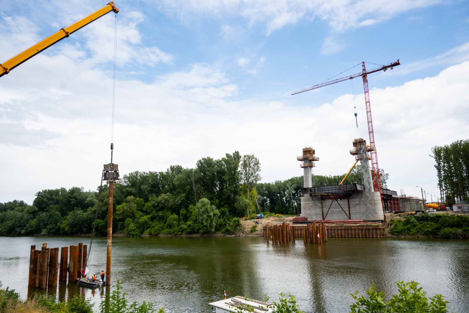 Az épülő Tisza-híd 2020. május 29-én (Fotó: Babák Zoltán)