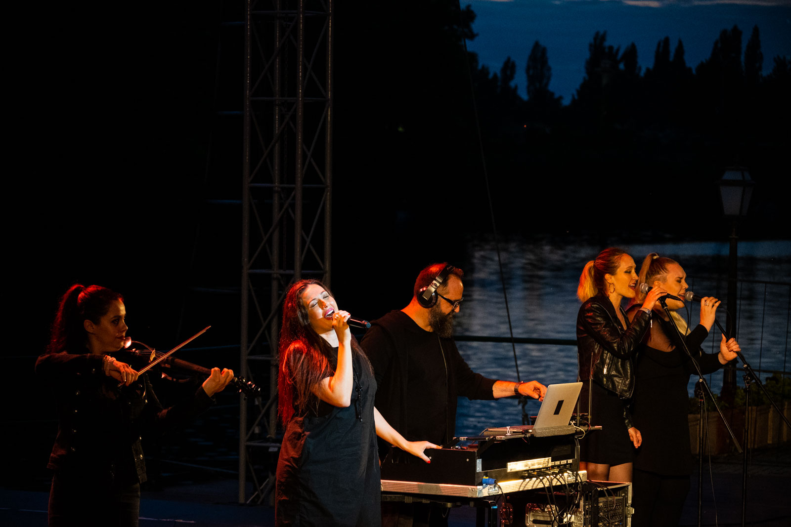 Janicsák Veca a Szarvasi Vízi Színházban (Fotó: Babák Zoltán)