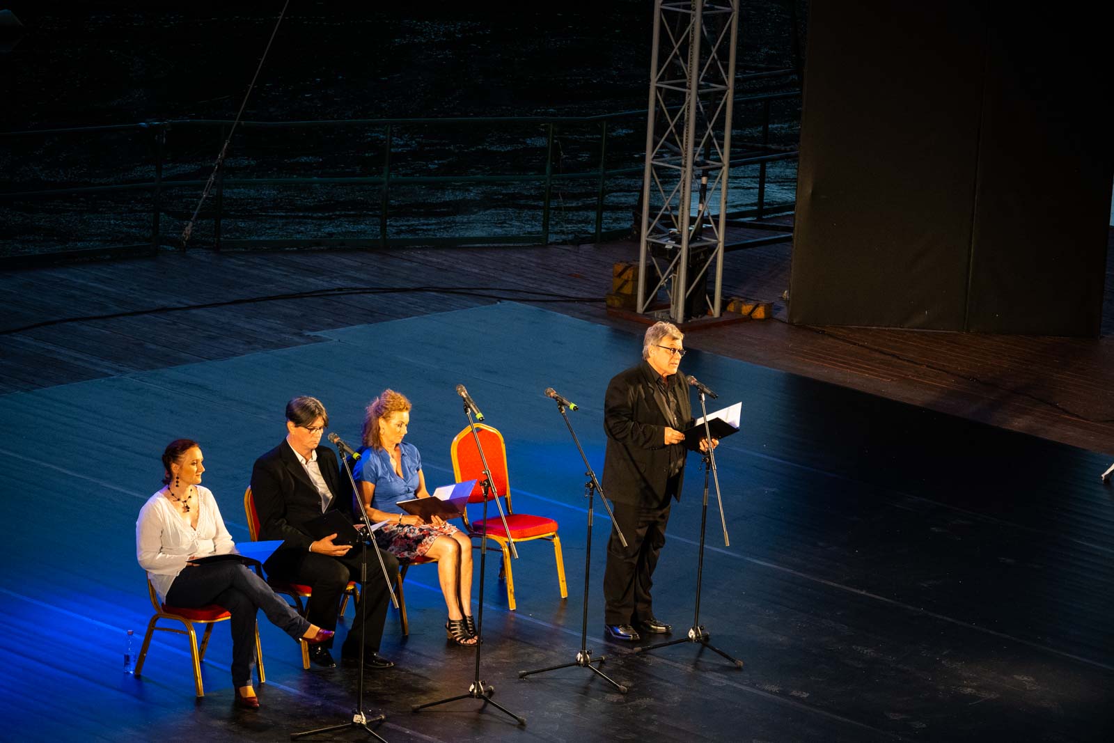 Vidovenyecz Edina, Lénárt László, Nagy Erika és Tomanek Gábor (Fotó: Babák Zoltán)