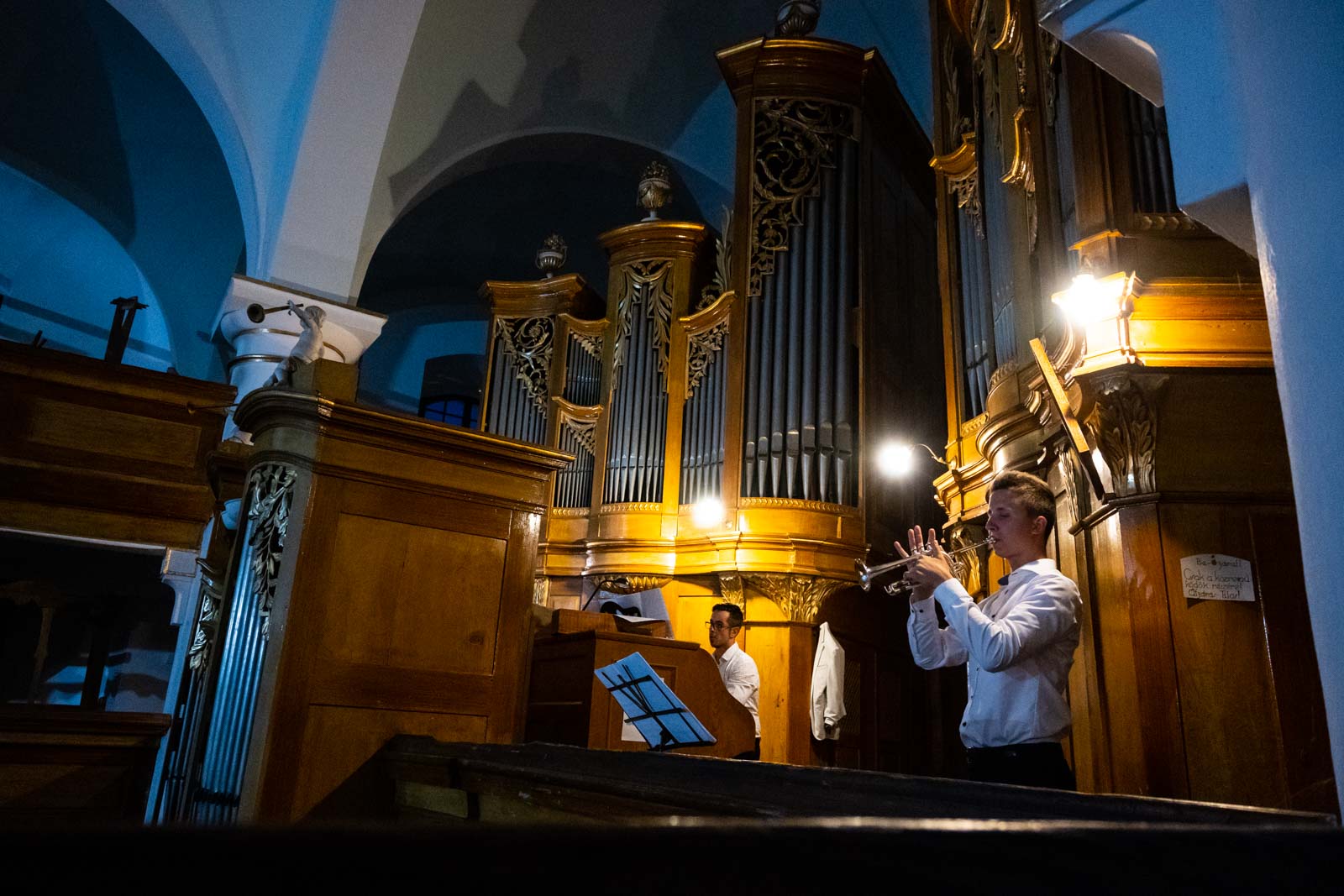 Dóbisz Áron (orgonán) és Samodai Bence János (trombitán) (Fotó: Babák Zoltán)