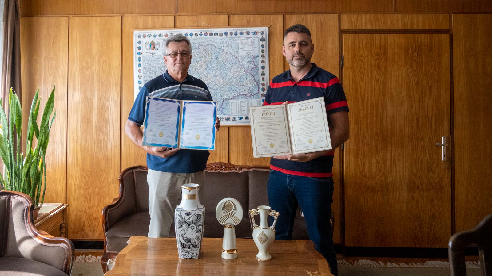 Szitó Imre és Darida Csaba a díjakkal (Fotó: Babák Zoltán)