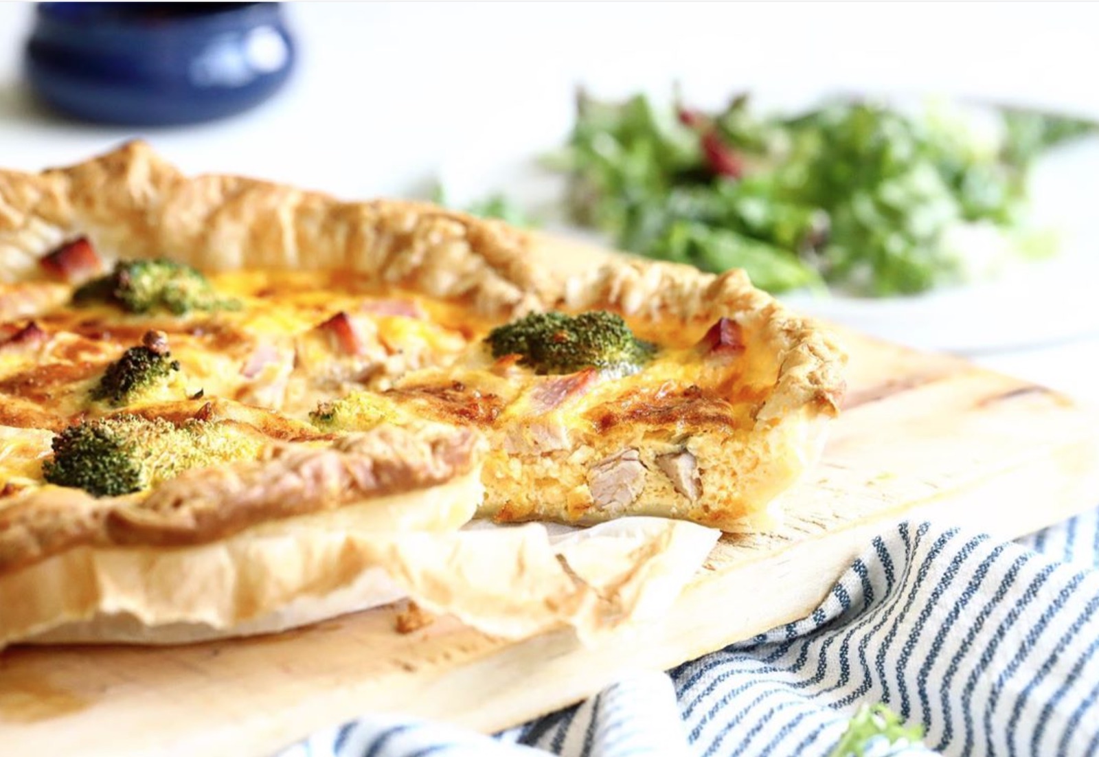 Pulykasonkás-brokkolis lepény (Fotó: Gallicoop Instagram)