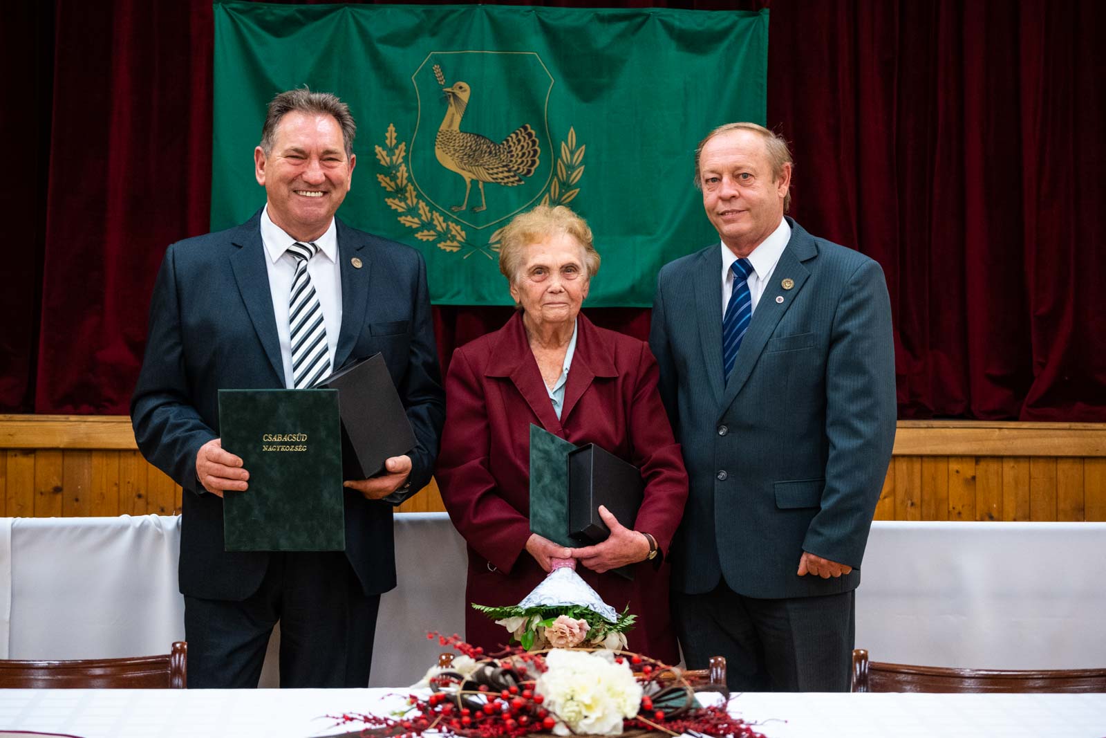 Frankó János, Varga Mihályné Bagosi Erzsébet és Molnár József polgármester (Fotó: Babák Zoltán)