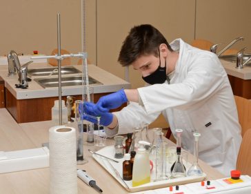 Kémiaóra a Vajdában