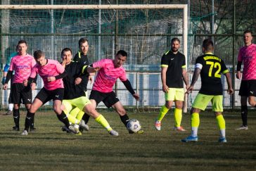 Neonpinkben a Csabacsűdi GyLSE