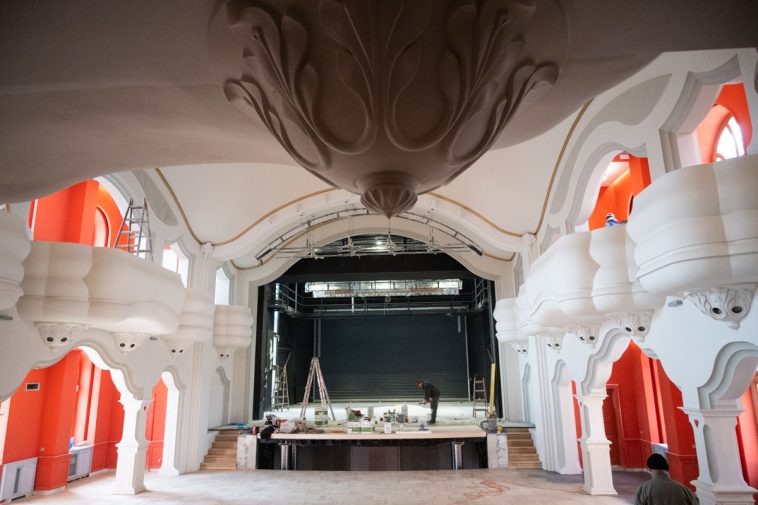 Az épülőfélben levő Tóth József Színház