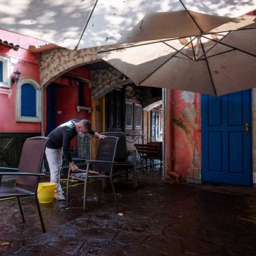 Utolsó simítások a Mokka kerthelyiségében