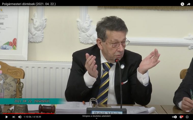 Babák Mihály polgármester a 2021. április 22-i polgármesteri döntések felvételén