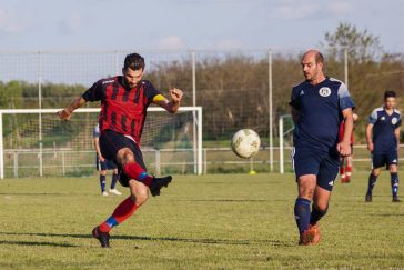 Virág Imre gólt érő lövése