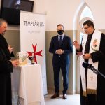 Szurovecz Vince pápai káplán, főesperes, békésszentandrási plébános áldotta meg a sört