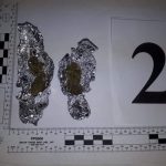 70 db alufóliába csomagolt, összesen 300 gramm súlyú zöld növényi törmeléket foglalt le a rendőrség