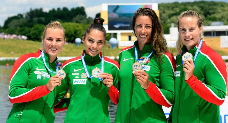 Az aranyérmes női négyes Bodonyi Dórával