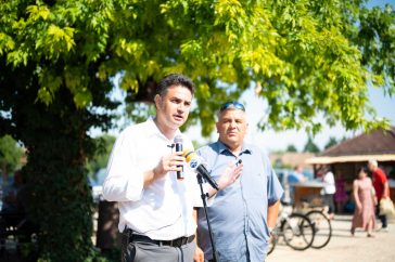 Márki-Zay Péter és Gajdos Attila a vasárnapi utcafórumon