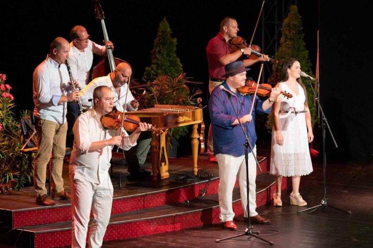 Szalonna és Bandája