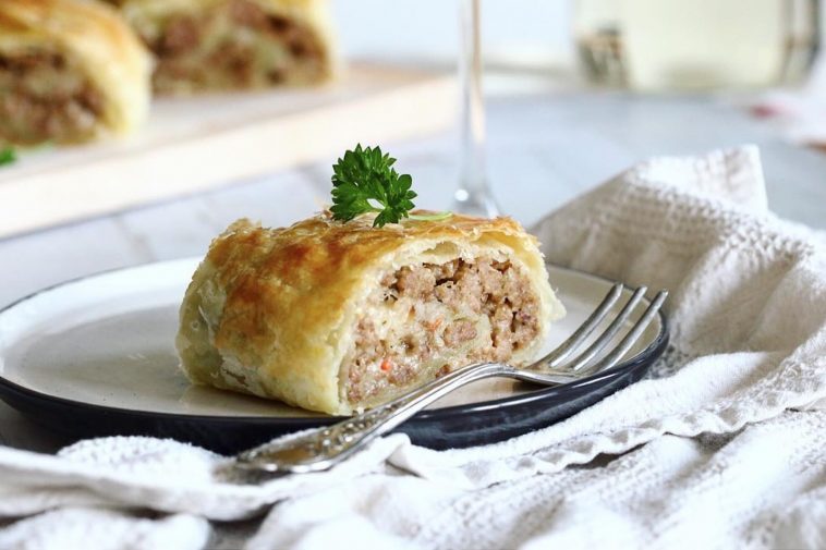 Füstöltsajtos-pulykahúsos rétes