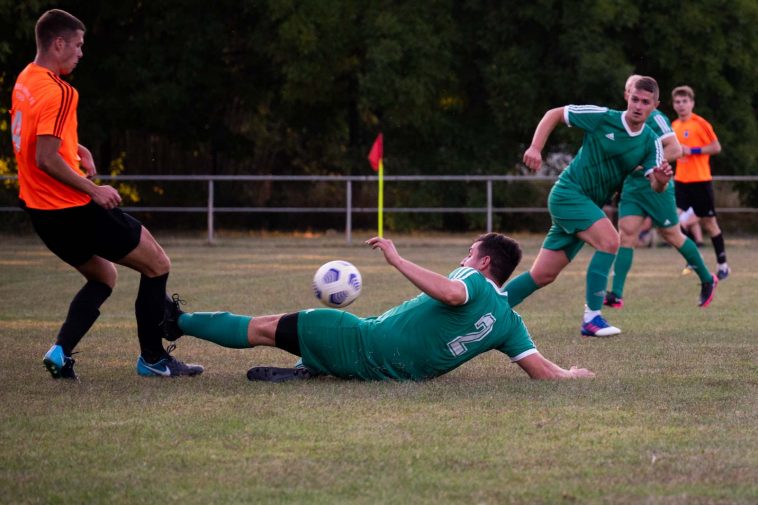 Styecz Dániel becsúszása lapot ért