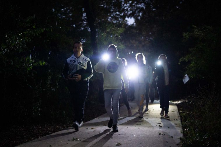 Éjszakai nyomozók a Pepi-kertben