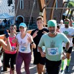 Szarvasi futók a Fahídon