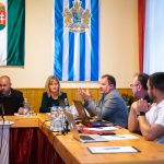 Hévizi Róbert tájékoztatást ad bizottsága javaslatáról