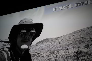 Molnár Ábel a vetítővásznon