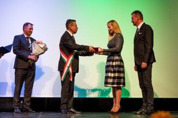 Bodonyi Dóra Szarvas városának legújabb, egyben legifjabb díszpolgára