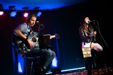 Valach Vendel és Sadie Mulholland