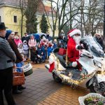 Motoron érkezett a Mikulás Szarvasra