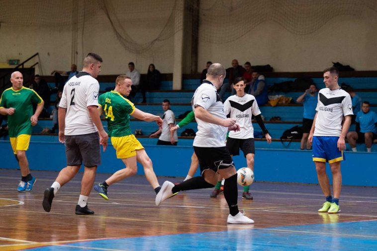 A Természetes Szelekció nem bírt a Hooligansszal