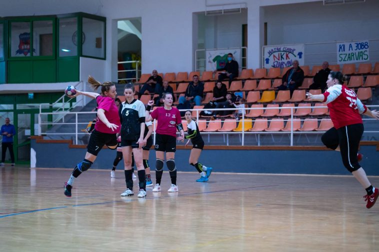 Buzási Orsolya a levegőben