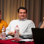 Belinszki Zoltán (középen) a Békési betyárok olvasópróbáján