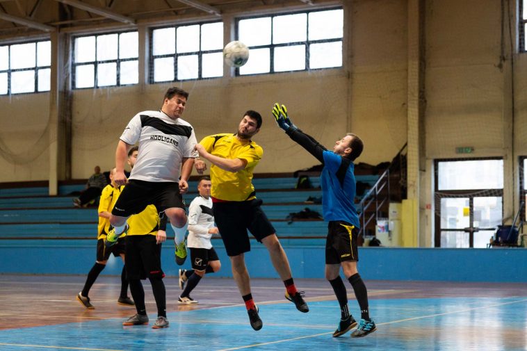 A Hooligans (fehér) a gyomaendrődi alakulat, a Rotor ellen mérkőzött