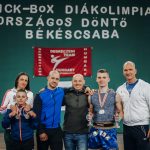Tímár Nándor és Bessenyei Domos edzőikkel és szüleikkel