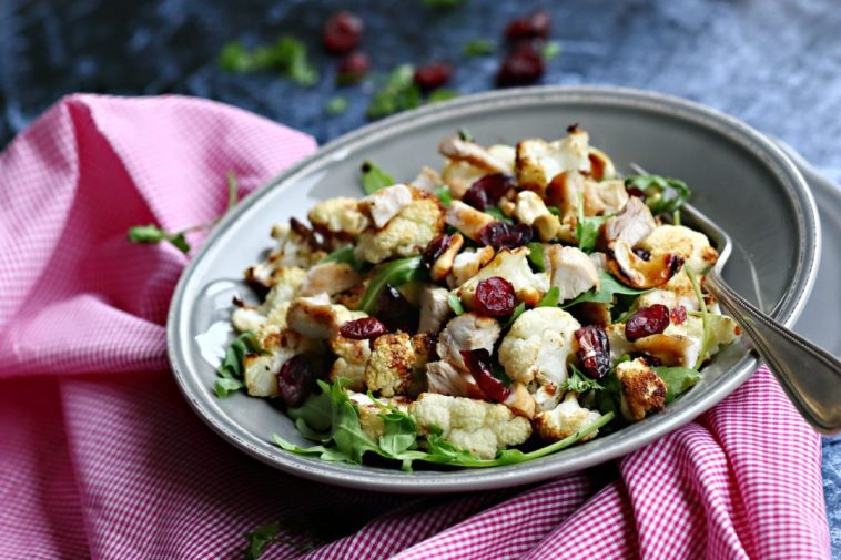 Pulykás sült karfiolsaláta